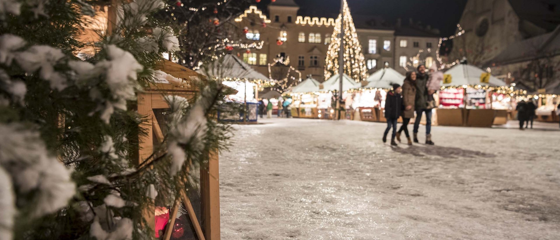Weihnachtsmarkt Brixen: ein stimmungsvolles Erlebnis Weihnachtsmarkt Brixen: ein stimmungsvolles Erlebnis